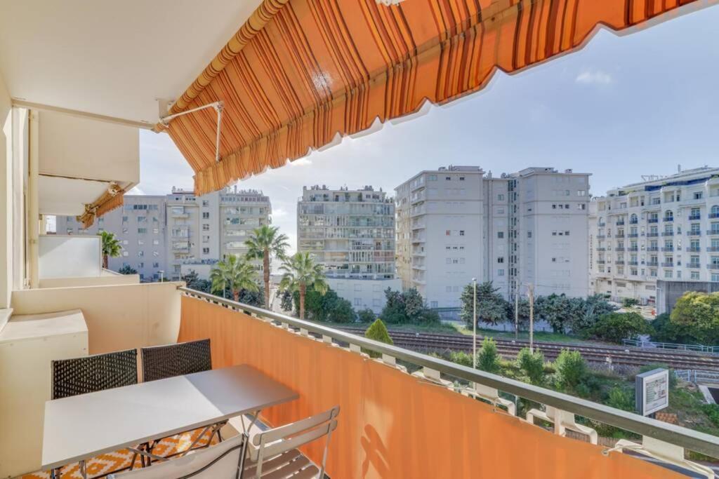 C066-Luxurious Apartment With Sea View - Cannes Exterior foto